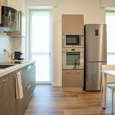 15Min Metro Duomo - Rho Fiera - Skyscraper Kitchen Apartman Milánó Kültér fotó